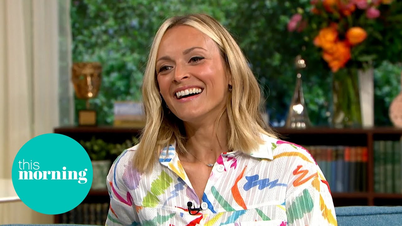Fearne Cotton Taking Her Happy Place On The Road This Morning YouTube fearne-cotton-taking-her-happy-place-on-the-road-this-morning-youtube