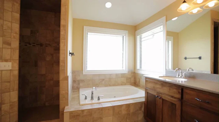 Papillion Home Tour: 12434 S 79th Terrace (Becky G...