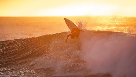 BRASIL NAS FINAIS; YAGO DORA COM FULL ROTATION E FILIPE TOLEDO NA BORDA, EM BUSCA DO TOPO EM J-BAY!!