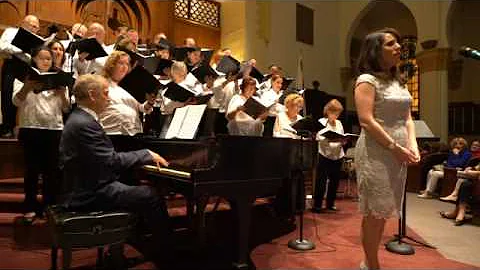 The Second Avenue Jewish Chorale performs Sim Shal...