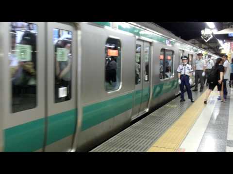 【休日でもこの混雑】埼京線E233系各停大宮ゆき新宿駅発車