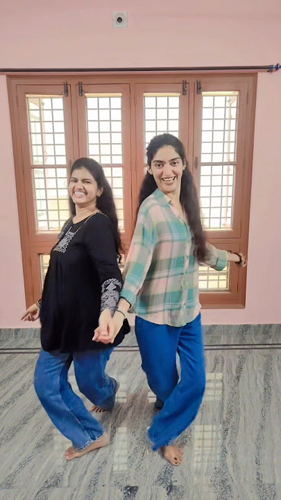 Download lagu Va Va Pakkam va🔥 #youtubeshorts #dance #viral #trio