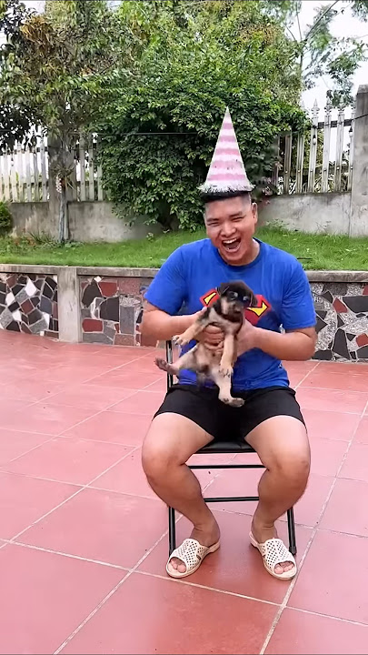 Cute - thử😂🤣 thách tặng quà sinh nhật cho anh chàng ngầu lòi sẽ ra sao?😨🫡🐕🎂