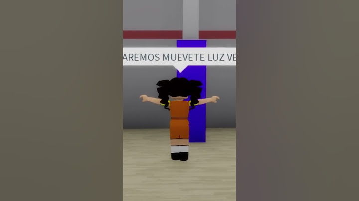 JUGAREMOS MUEVETE LUZ VERDE #SHORTS #ROBLOX