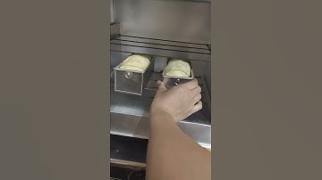 Thumbnail of #ngabuburit nyobain bikin roti pakai oven tangkring. #ramadhan #2022