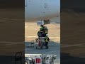 チョーク取り付け新人研修、終了でサイン！JAL JA622J Boeing 767-346/ER 大阪国際（伊丹）空港 #shorts