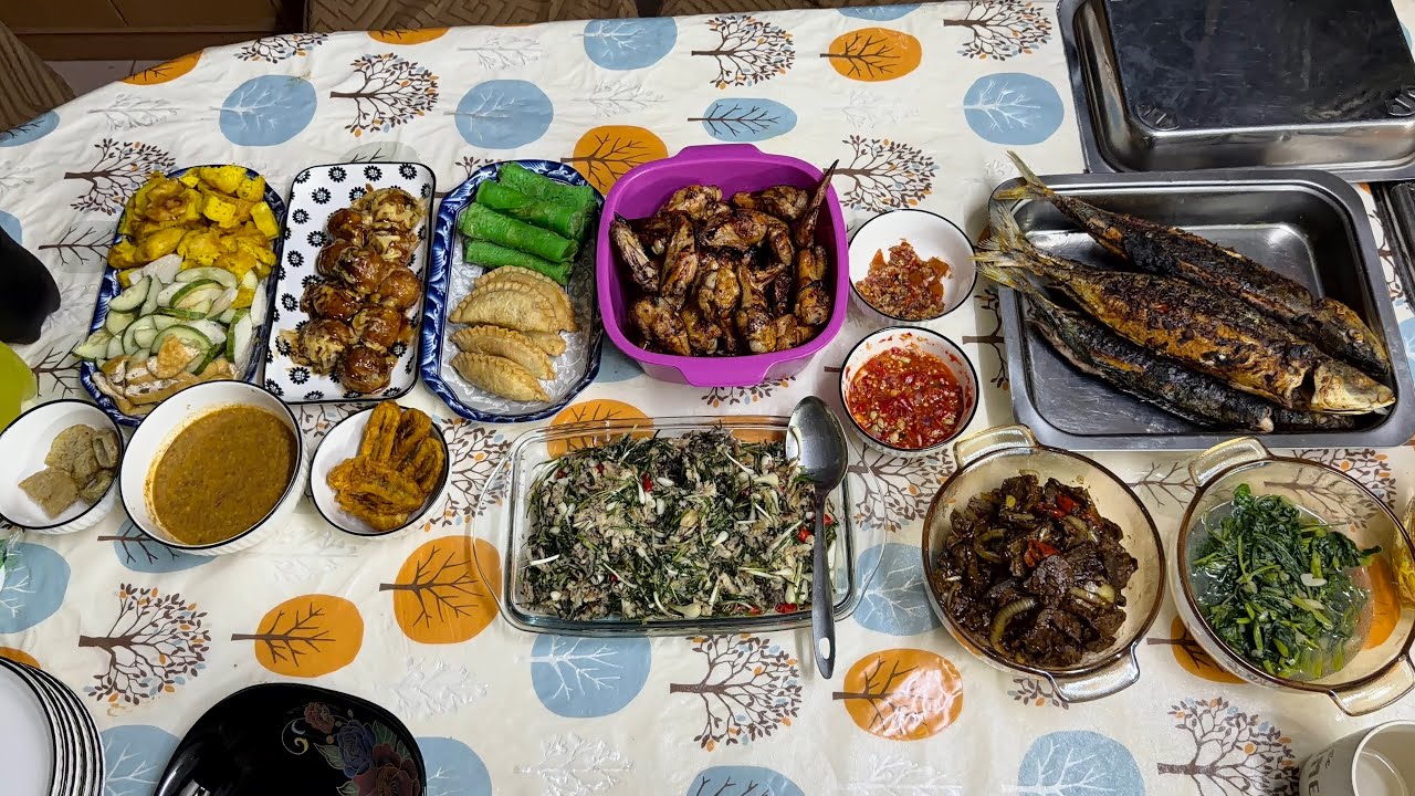 Masak-masak untuk berbuka puasa 