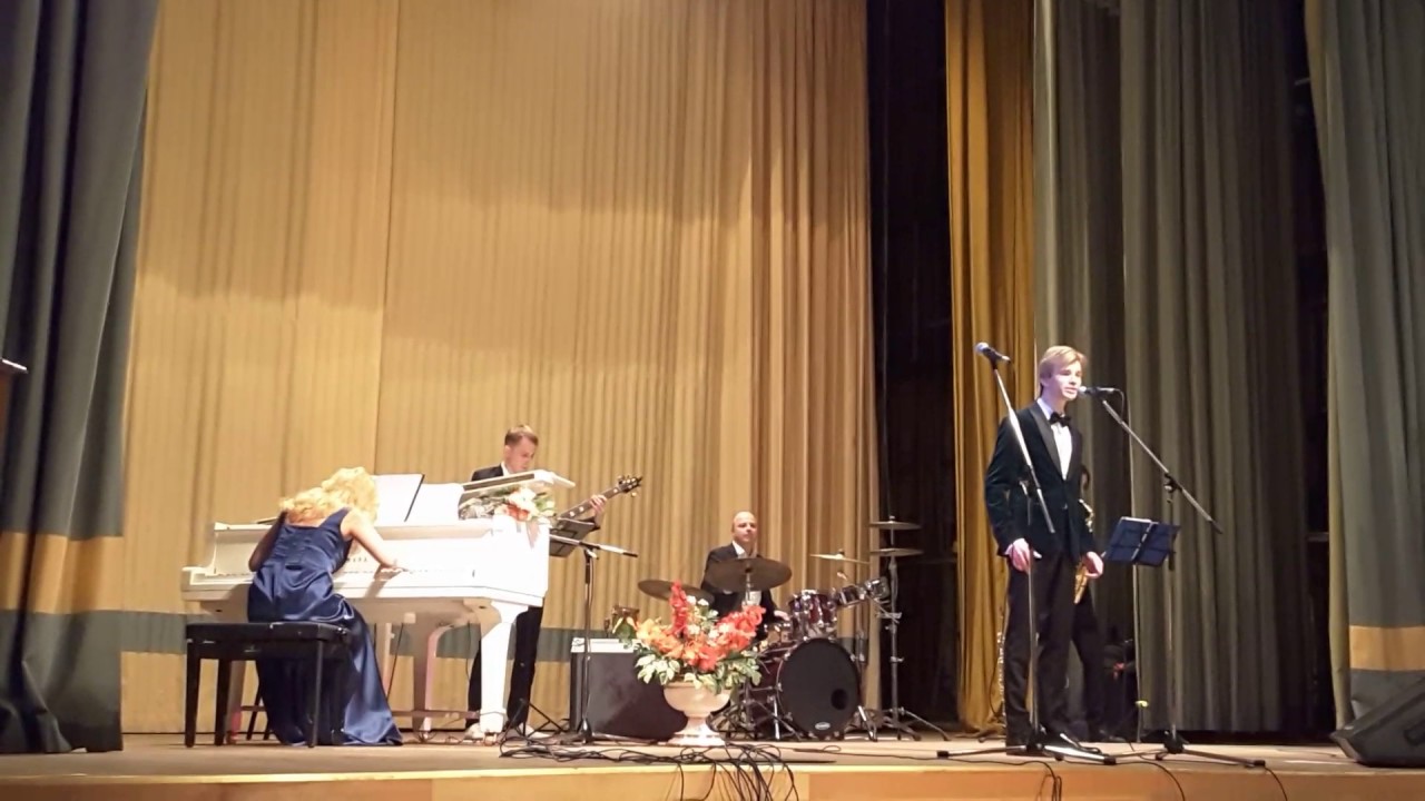 Александр Бичев «Море Зовет (А.Бабаджанян - Г.Регистан) Центральный дом ...