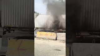 Kehu Kuchh Leke Nahin Jaye