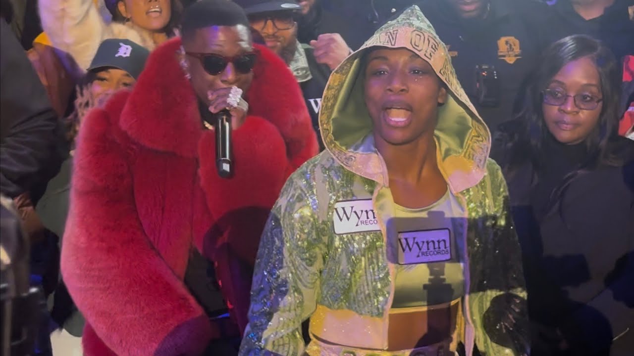 Claressa Shields & Boosie RING WALK vs Franchon Crews-Dezurn Gets Crowd LIT in Detroit