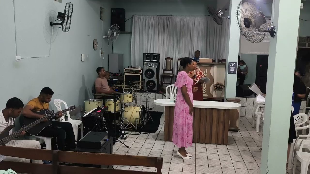 Círculo De Oração Rosa de Saron, Santo Espirito