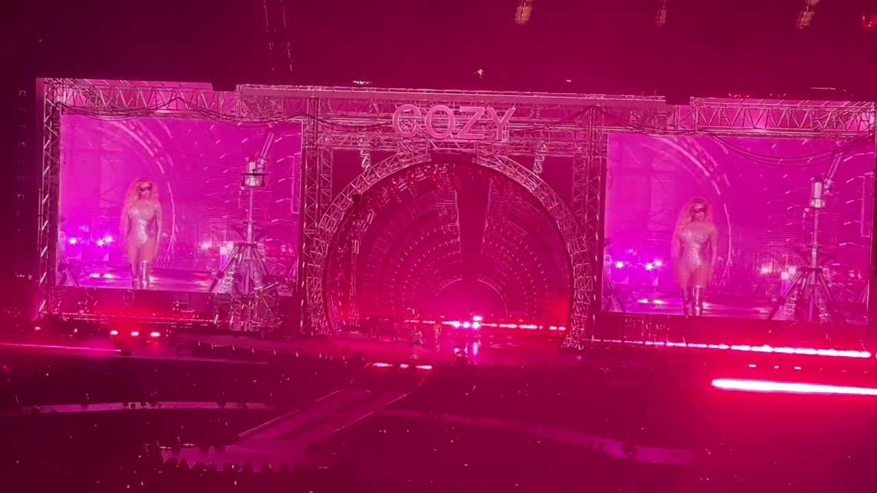 Beyonce - Im That Girl, Cozy, Alien Superstar, Lift Off, Cuff It, Energy, Break My Soul LA Night 2