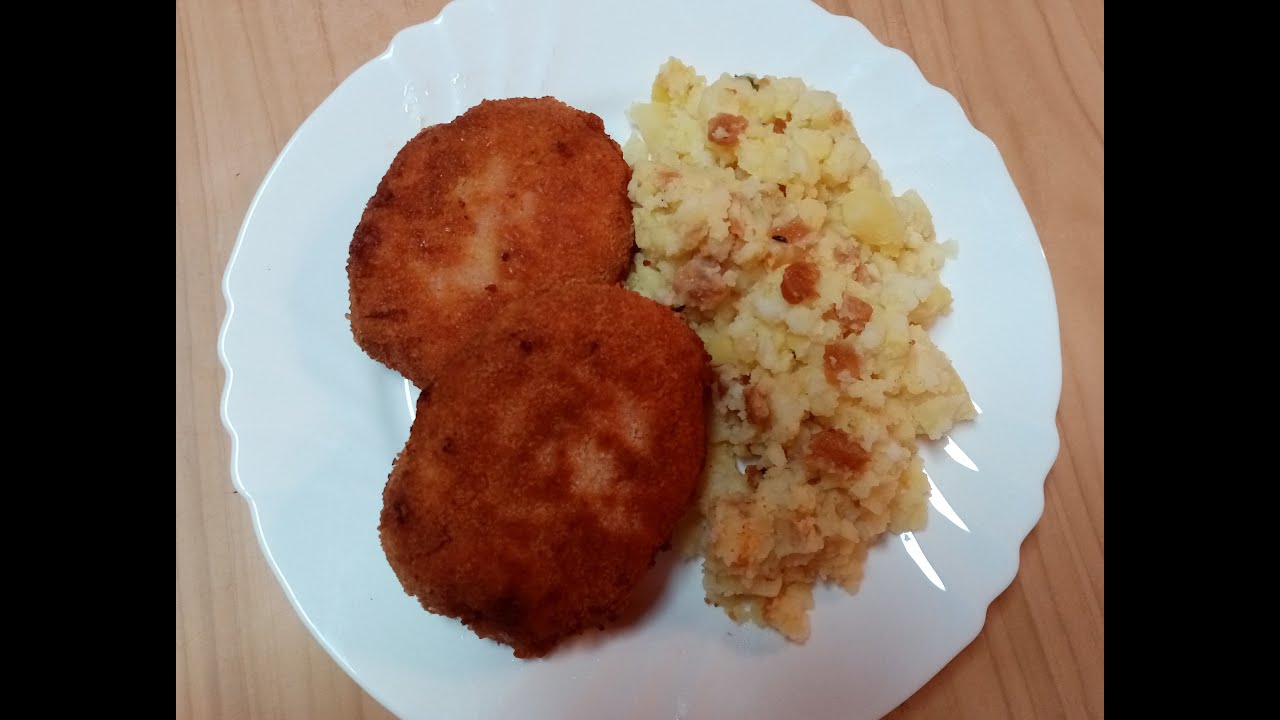 Holandský řízek, šťouchané brambory se škvarky