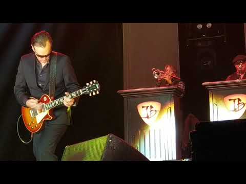 Joe Bonamassa - Evil Mama (08.10.2018, Ratiopharm Arena, Neu-Ulm)