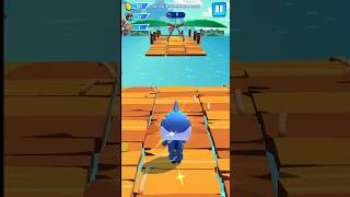 Can Hero Tom Survive the Ocean Hop for 60 Seconds?! 🌊 Watch This EPIC Run! #shorts #gaming screenshot 3