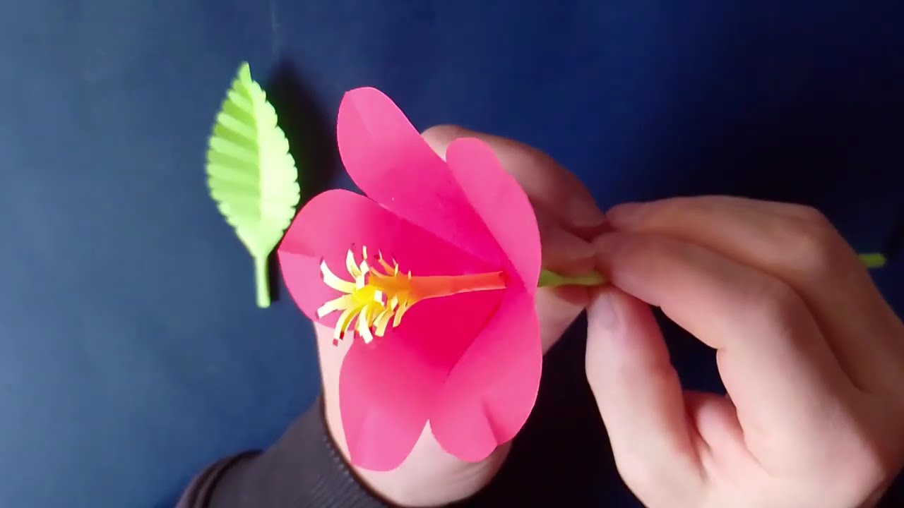 Hibiskus - Tolle Blüte aus Papier basteln