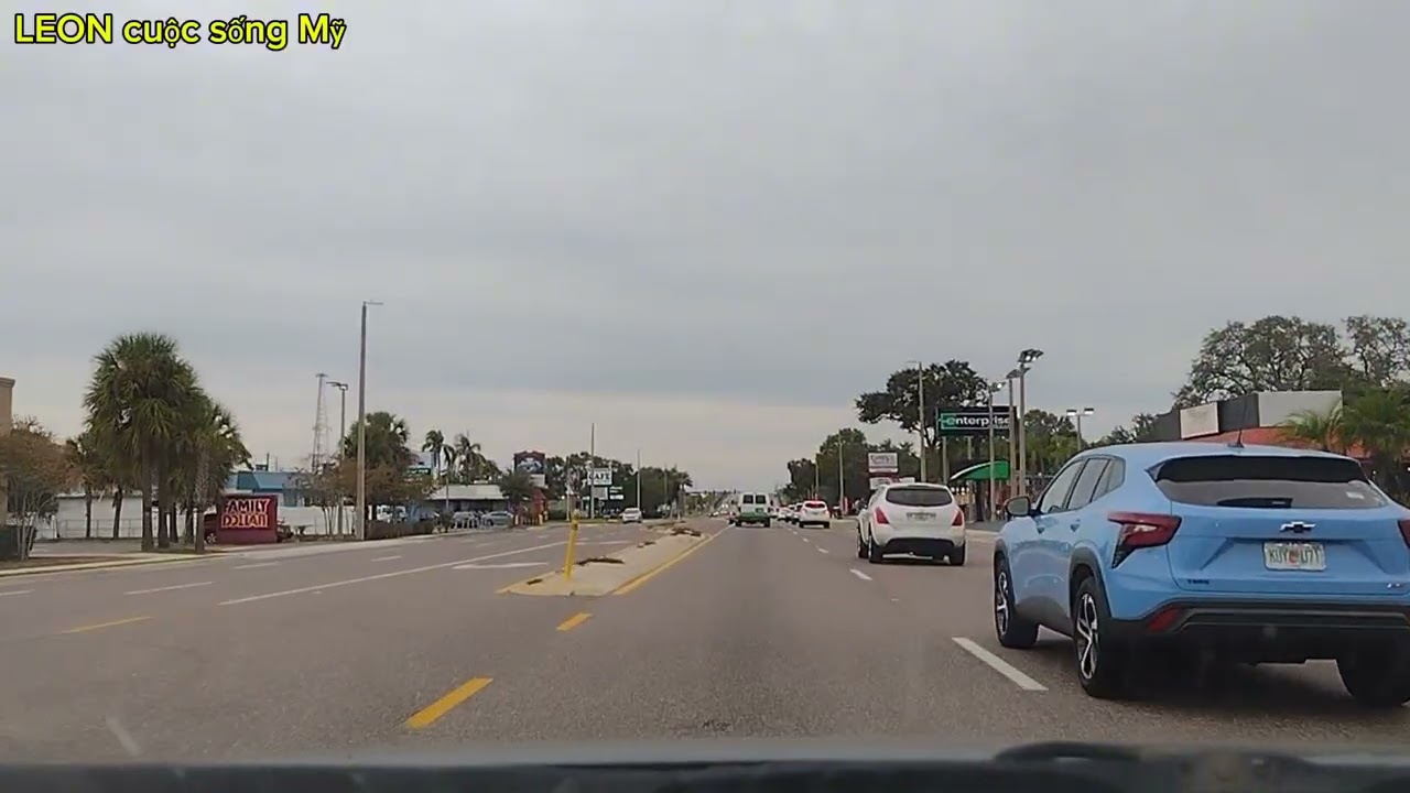 KHÔNG AI CỨU BẠN ĐÂU 