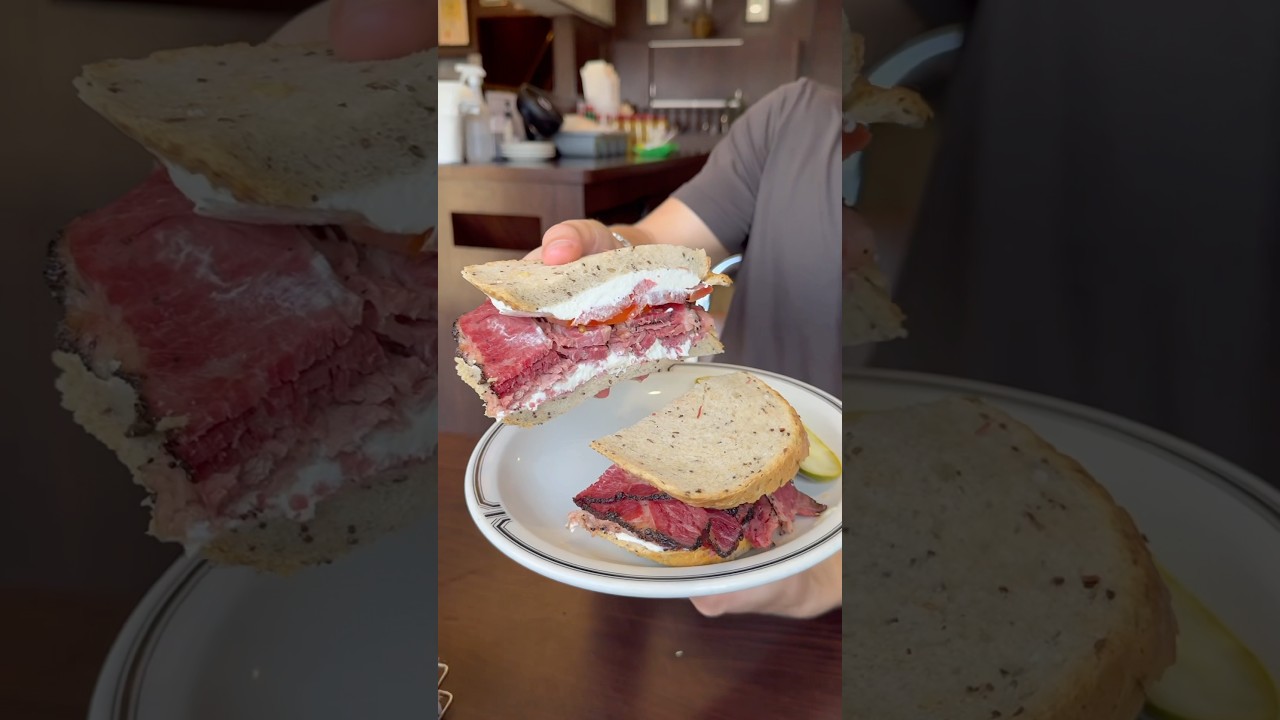 Trying the most famous sandwich in LA PT.2 📍Langer’s Deli #sandwich #pastrami #deli #food