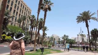 Эйлат. От пляжа до Americana Hotel Eilat -- Израиль(Домашнее видео - День 11-й - 22 мая 2013 г. -- Эйлат. От пляжа до отеля Americana -- Израиль 2013.05.22 wed -0283 B بيت ישראל Израиль..., 2013-10-23T16:28:20.000Z)