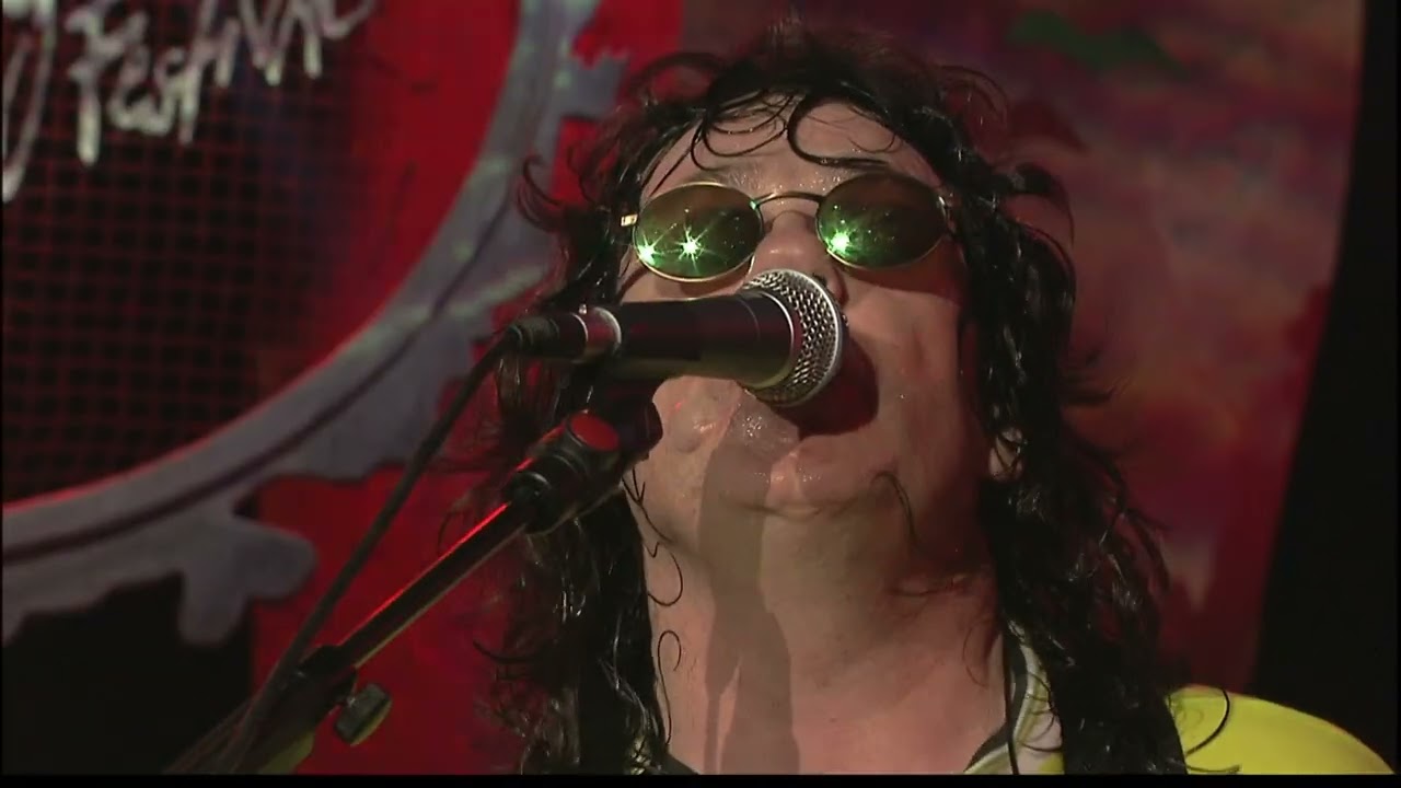 Gary Moore - Walking by Myself (Live in Montreux, 1997)