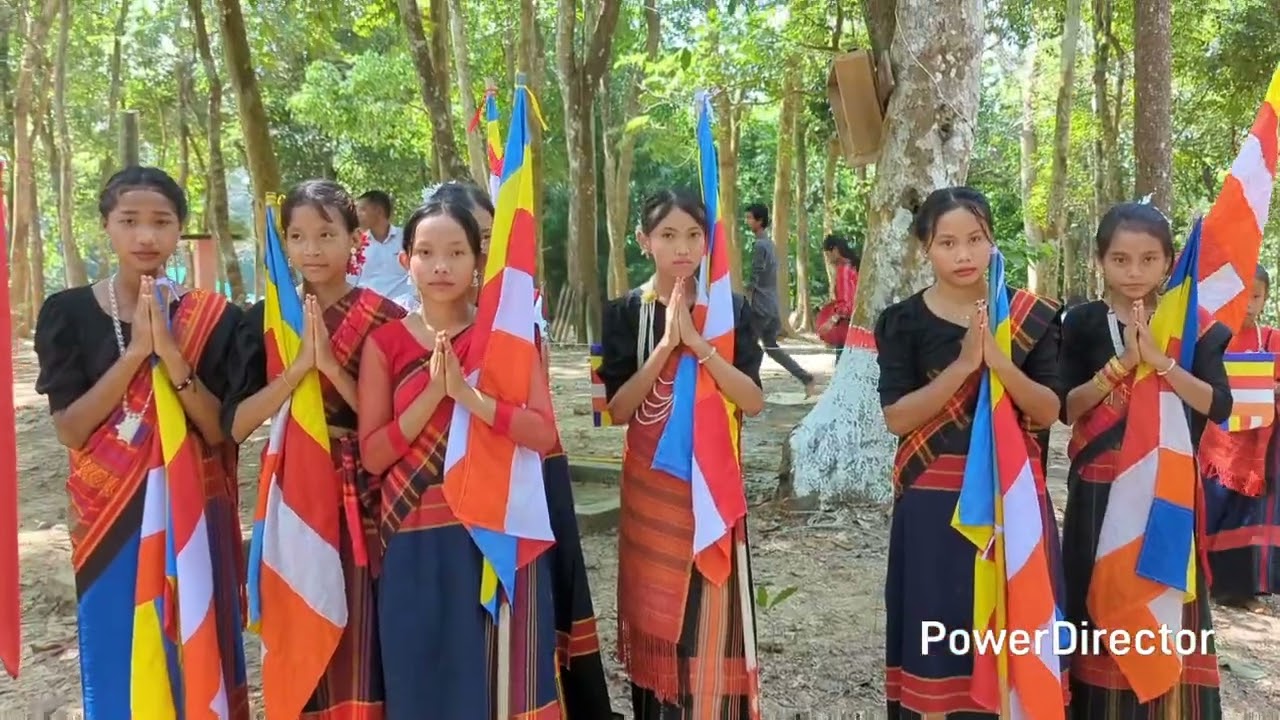 আমা এই দোল বিহারত পত্তি বজর সান সংঘর উদিজে এই বজর ও গরির দানোত্তম দান কঠিন চীবর দান।