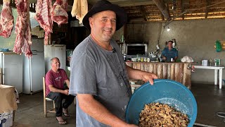 Roast Pork Day at Pastoral do Torresmo - Alexandre and Friends