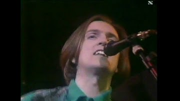Paddy McAloon and Prefab Sprout performing The King of Rock 