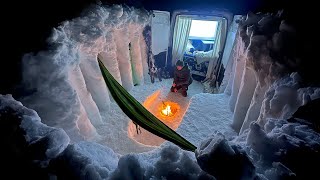 Luxury Van Camping in Deep Snow | (10ft/3m) Winter Snow Fort Build