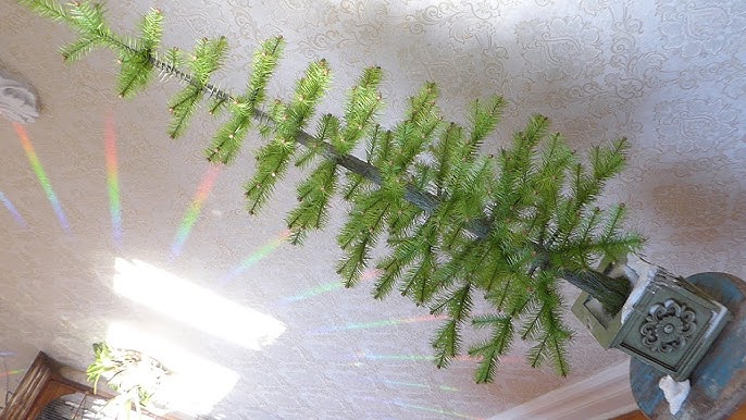 DIY Faux German Antique Feather Christmas Tree: Easy and Cheap Tutorial  Using Felt 