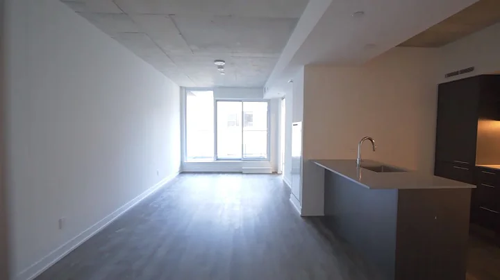 320 - 30 Baseball Place (Riverside Square)