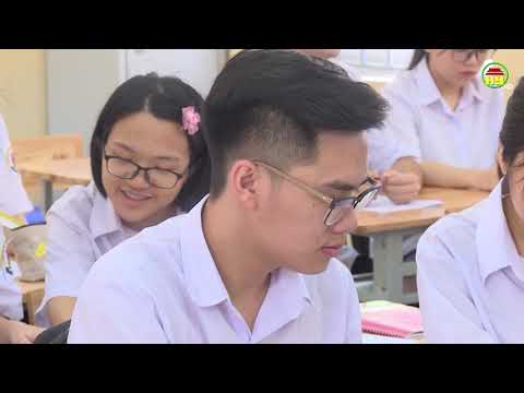Video Gặp gỡ Lê Hoàng Bách - học sinh Hưng Yên trúng tuyển 3... - youtube
