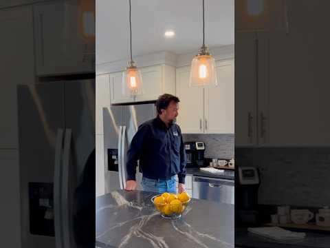 8 Champagne Lane, Lisbon, ME home video tour