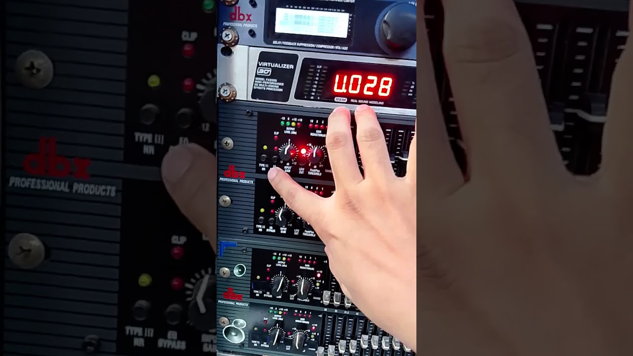 Equalizer dbx 2231 