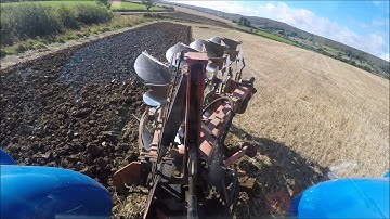 Ploughing out a corner without paddling