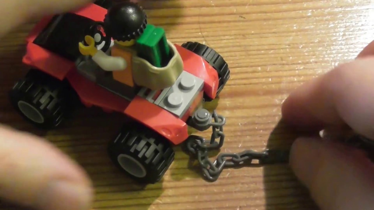 Building Lego City Mobile Command Center 60139 Part 1