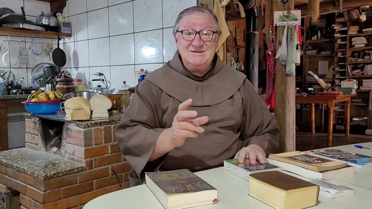 Frei Sérgio defende a edição pastoral da Bíblia Sagrada frente as críticas do padre Paulo Ricardo