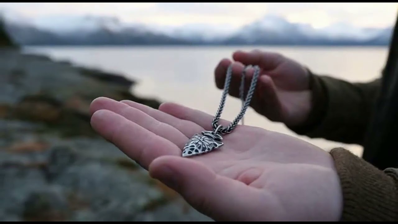 Antique black Odin Gungnir Spear Pendant necklace with factory price