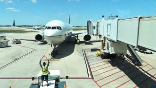 My United Airlines Flight Experience From Orlando to Chicago O’Hare - Window Wing Seat / April 2022