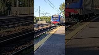 Vivalto in transito a Montelupo-Capraia in direzione Pisa