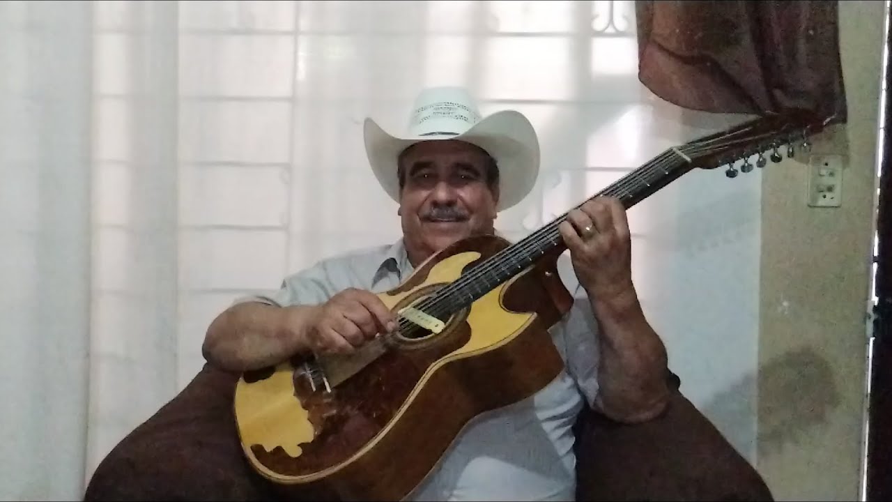 Juan Esquivel - Mundo Villarreal (Corrido) - YouTube