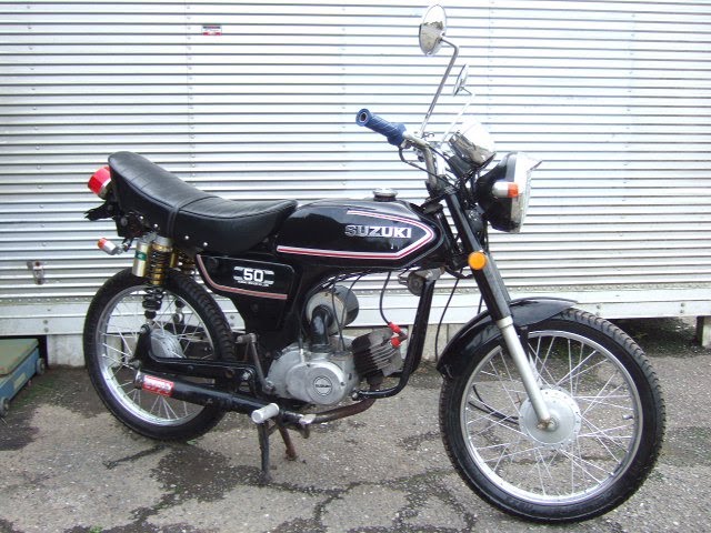 スズキ　K50　2スト旧車レストア用！　エンジン始動します！！ K50】念願の2ストバイク！！！#1 - YouTube