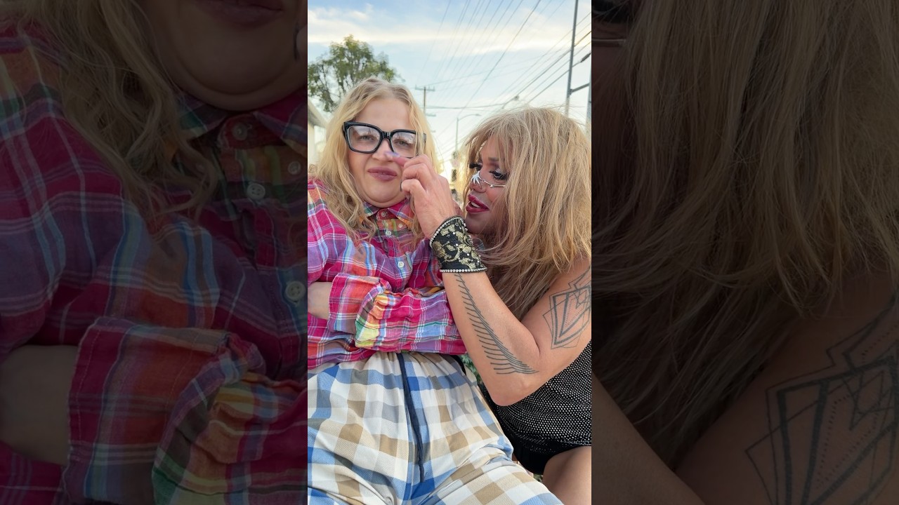 Девочки влюбились в Рому Распутина! @M@Matilda_vasilevamak@makeupminrob