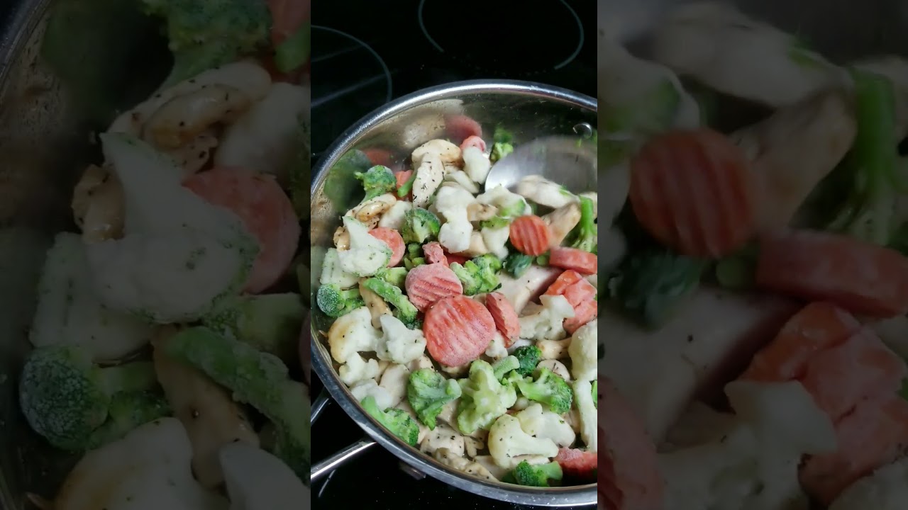 Chicken breast with frozen veggies - YouTube