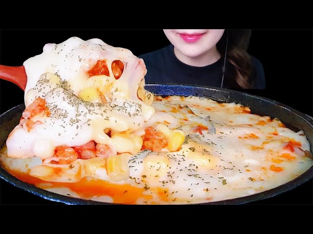 학교앞 바로 그 치즈밥 먹방 ASMR 🧀 MZ세대라면 다 아는 뜨거운 치즈밥 만들기 레시피 옥수수 톡톡 햄 가득 치즈폭탄 치즈밥먹방 치즈밥있슈 치즈덕후 자취생을 위한 먹방 브이로그