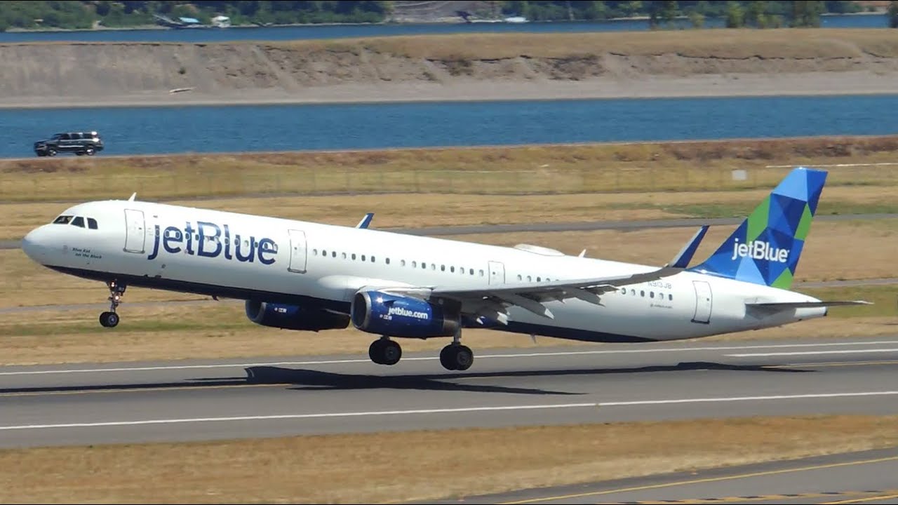 JetBlue Airbus A321-231 [N913JB] takeoff from PDX - YouTube