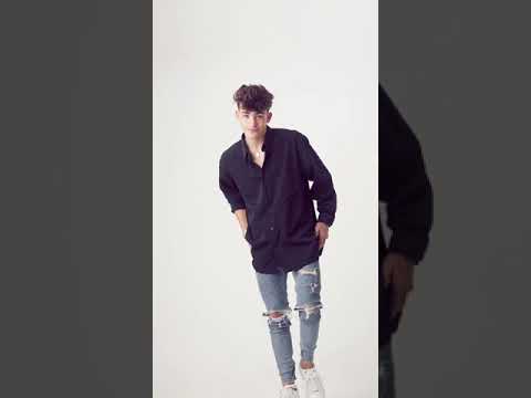 Modelo y bailarín en Baleares Alex Mandon Rey Nombre artístico: Alex Topdancer