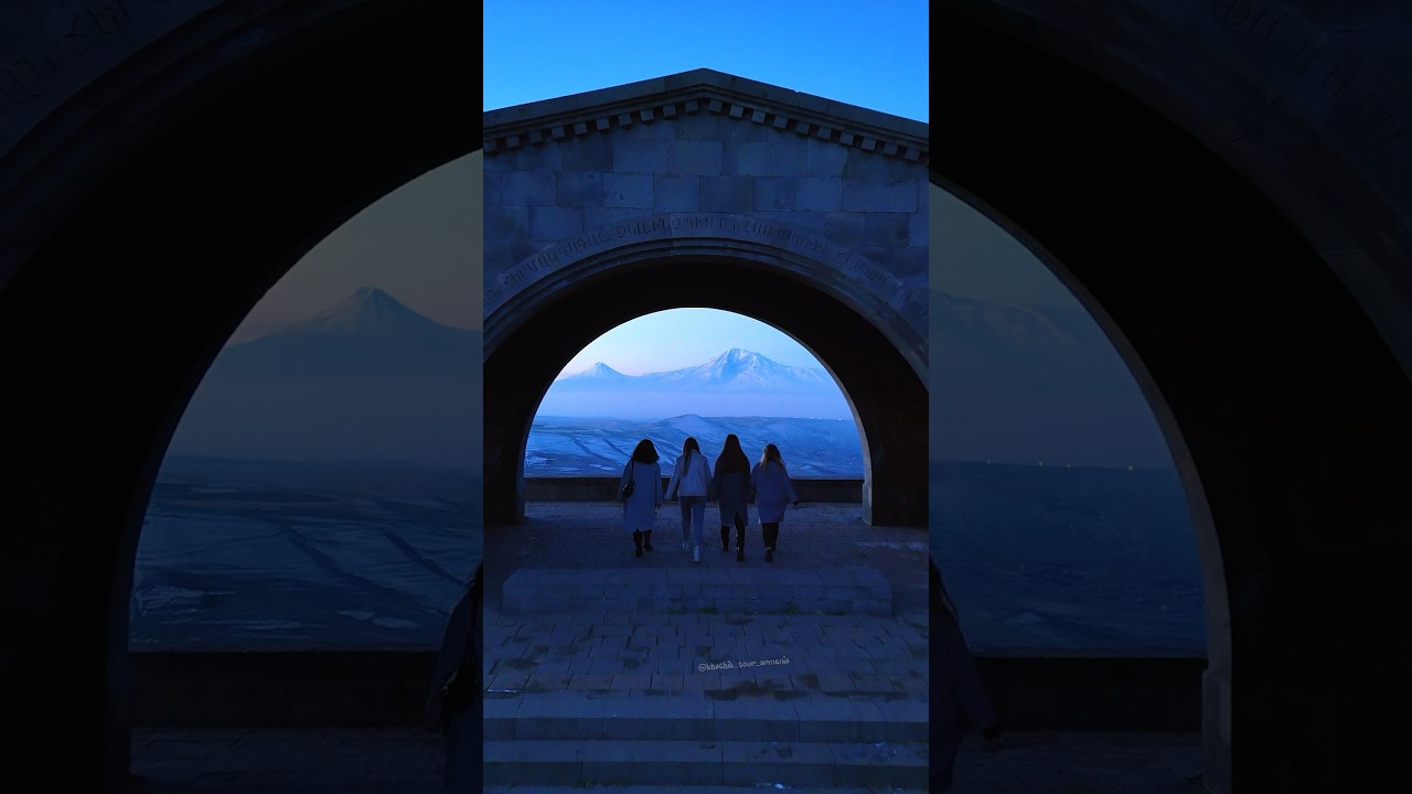 Չարենցի կամար 