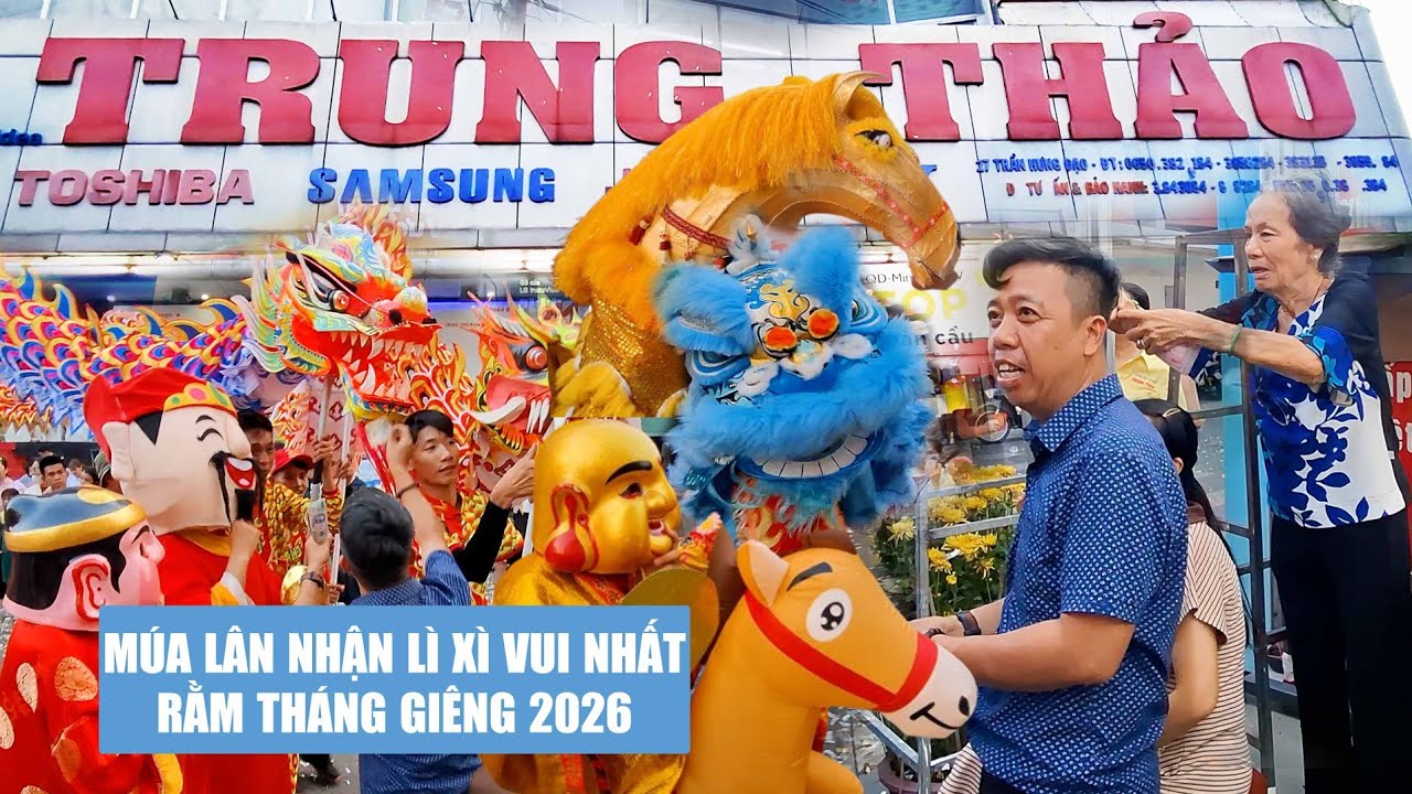 Múa Lân Nhận Lì Xì Vui Nhất Rằm Tháng Giêng 2026 Tại Điện Máy Trung Thảo Bình Dương