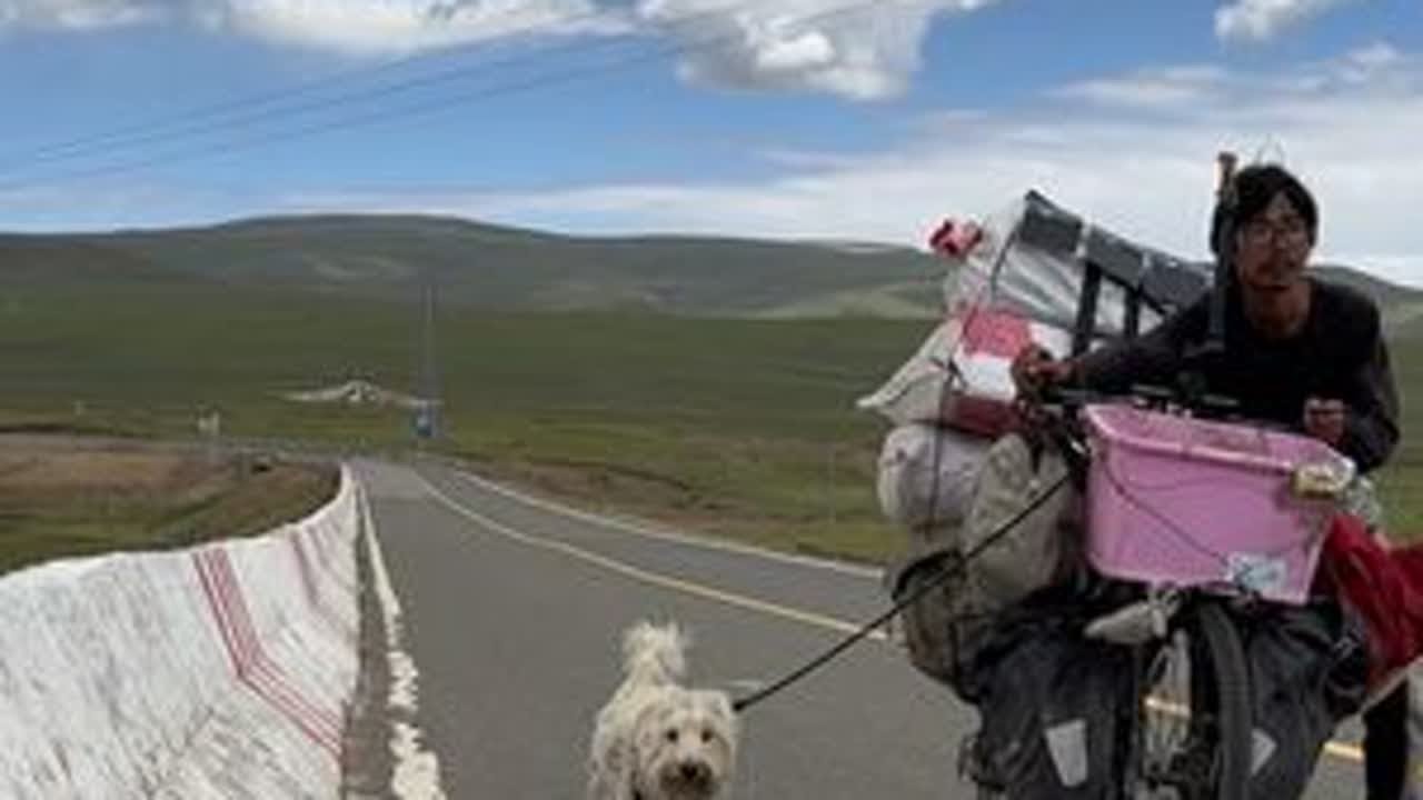 “想要爬上更高的山，就必须要走下低谷一次。” 