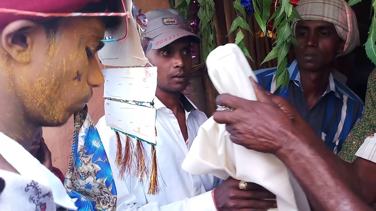 Dahod आदिवासीयो की सादी मे वररजा की दुल्हन के घर  सास द्वारा वधामणा